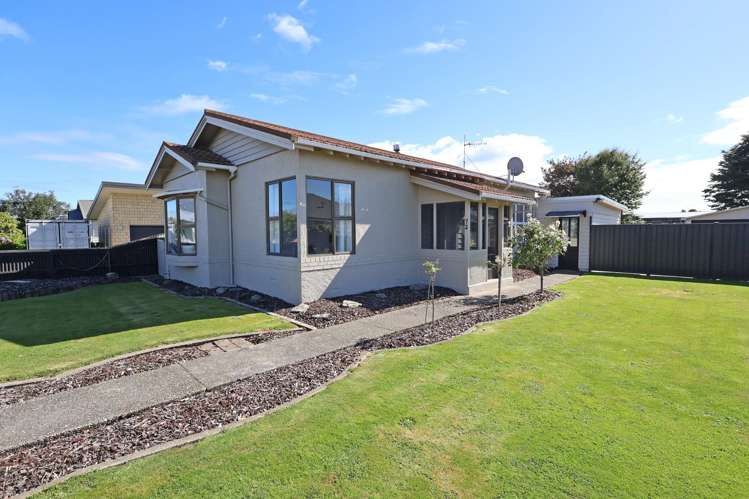 72 Herriot Street Richmond_26