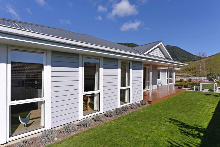 73 Sanctuary Drive Stoke_17