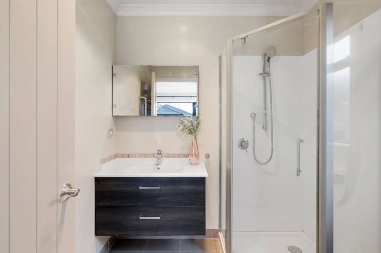 8 Vermont Court Huntington_18