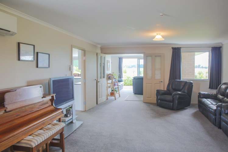 166 Wilcox Road Seaward Bush_8