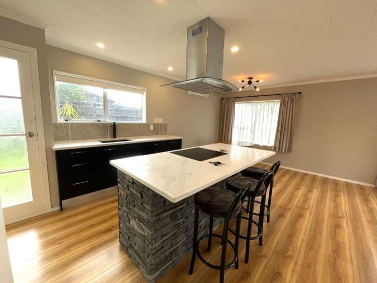27 Warkworth Grove 10825_1