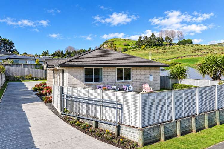 157 Ballintoy Park Drive Welcome Bay_7