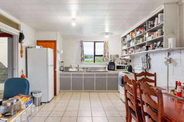 228 and 230 Waiomatatini Road Ruatoria_3