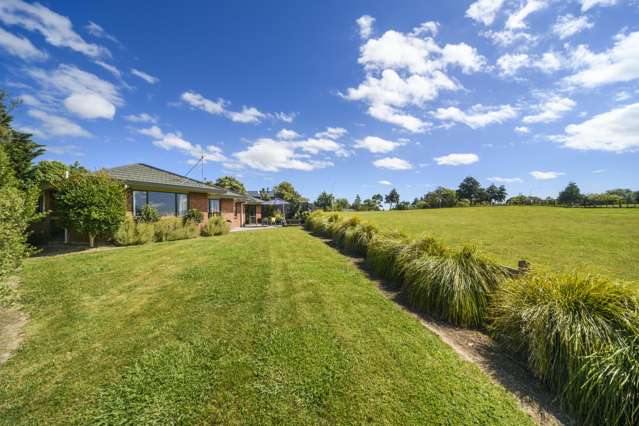 53 Pacific Drive Fitzherbert_3