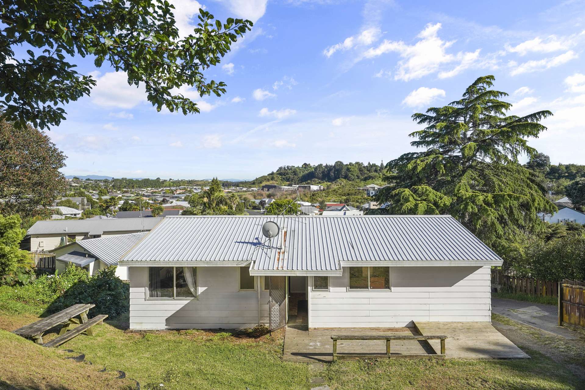 12 Luke Street Brookfield_0