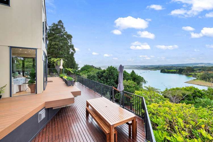 25a Pohutukawa Avenue Cockle Bay_19
