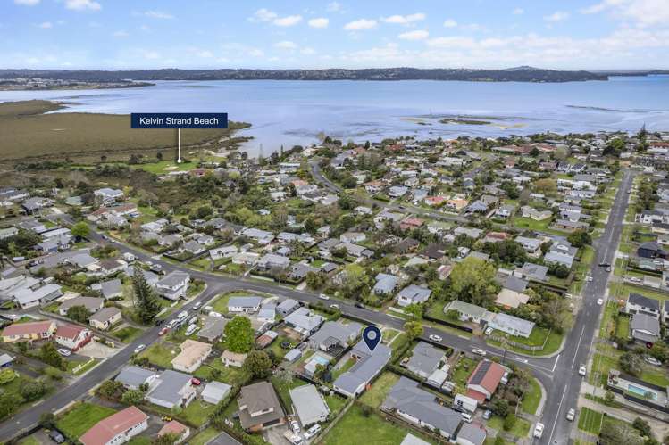 4 Bayside Avenue Te Atatu Peninsula_23