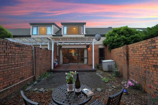 17/1 Melview Place New Lynn_1