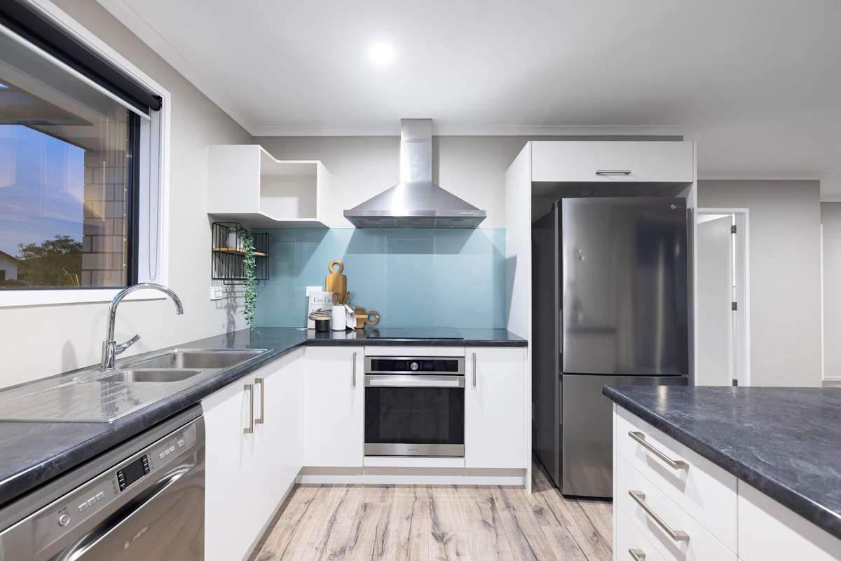 44 Te Kio Crescent_1