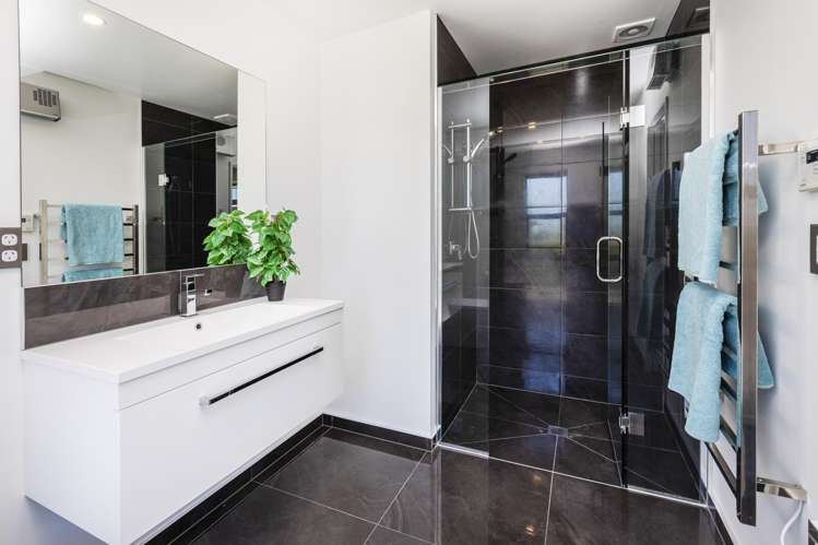 93 Edgeware Road Saint Albans_17