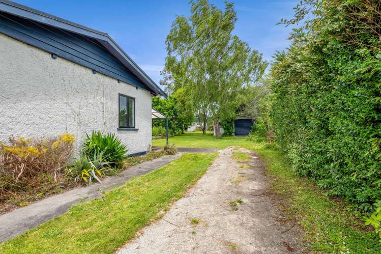 49 High Street Eltham_24