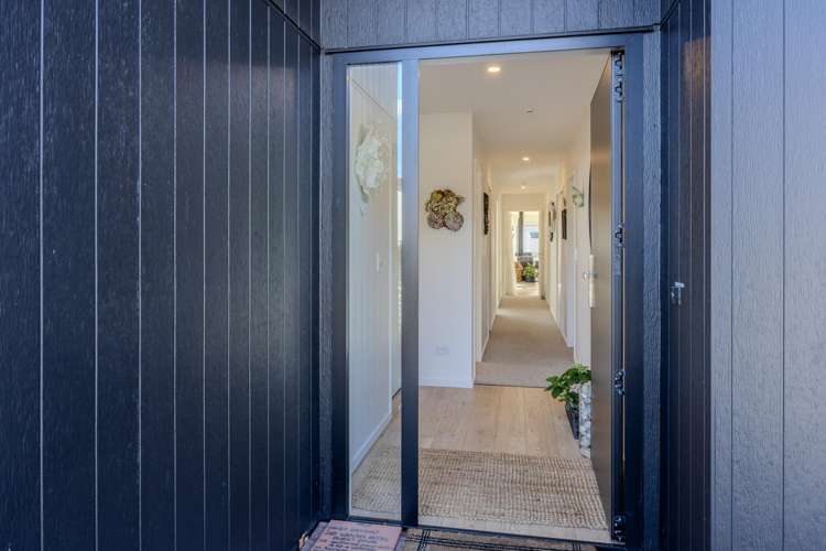 20 Pounamu Avenue Albert Town_14