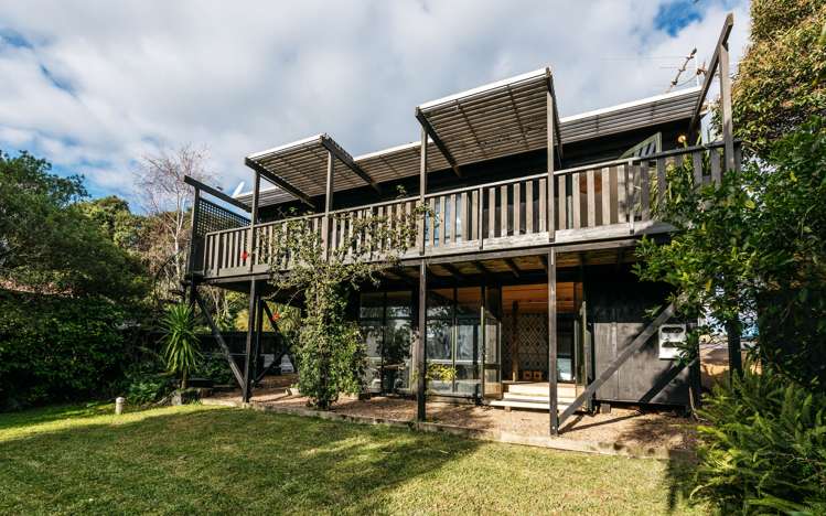 37 Alison Road Surfdale_14