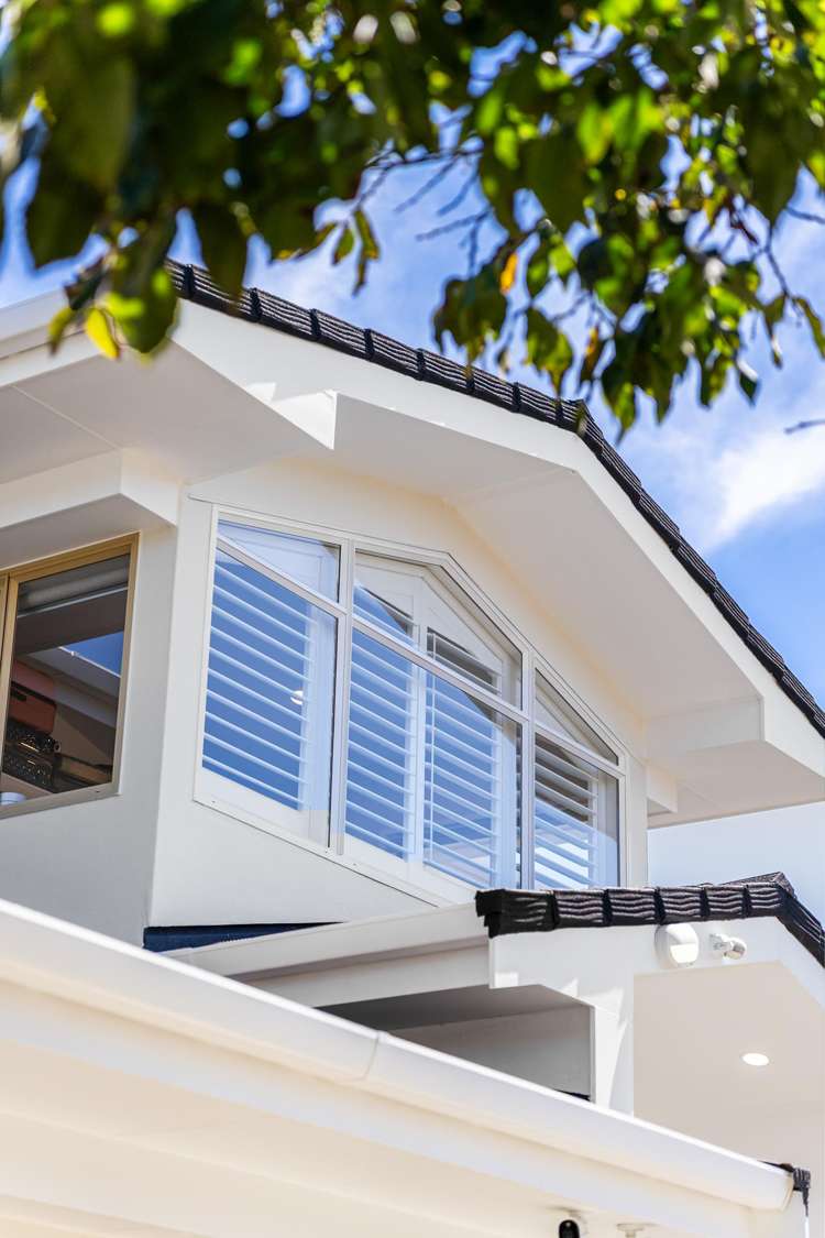 484 Beach Road Murrays Bay_30