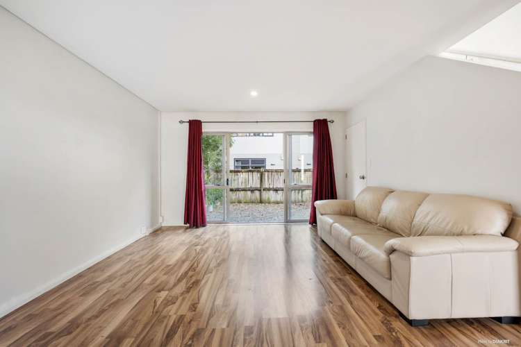 4/4 Ambrico Place New Lynn_6