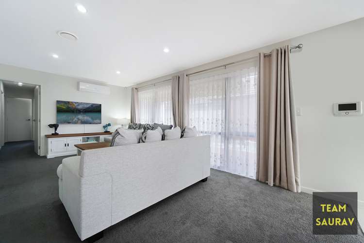 11 Whekau Drive Takanini_13