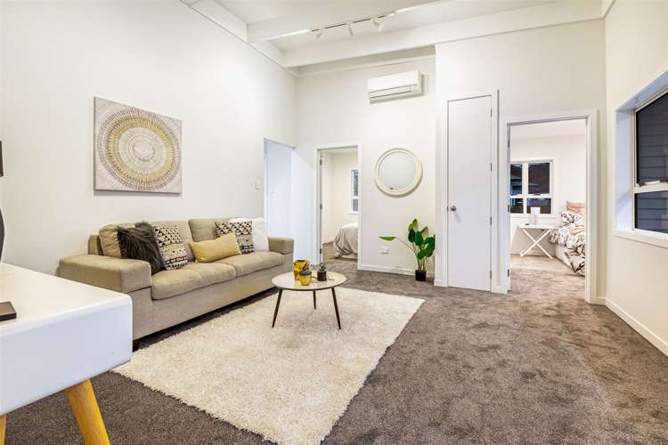 5 Duchess Way Riverhead_5