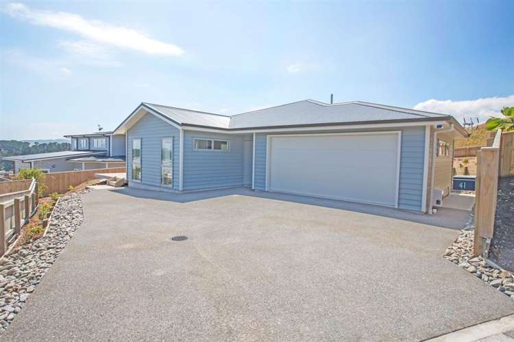 41 John Burke Drive Aotea_4