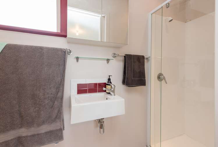 87 The Ridgeway Stoke_14