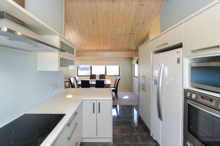 49 Harper Road Waimarama_3