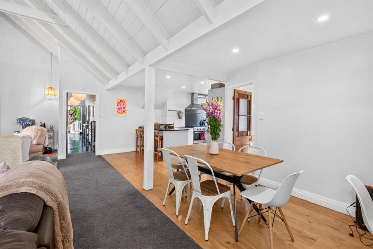 64 Larchwood Avenue Westmere_7