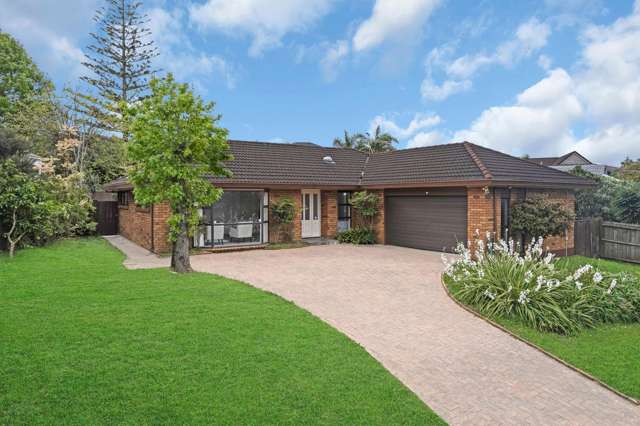 25 Lexington Drive Botany Downs_1