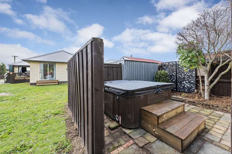 164 Shortland Street Aranui_19