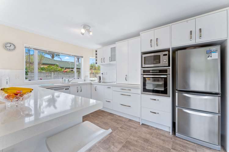 28 Dan Tori Place Orewa_3