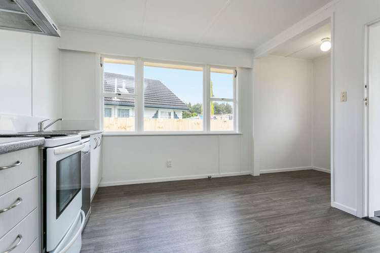 3 Defoe Avenue Hillcrest_8