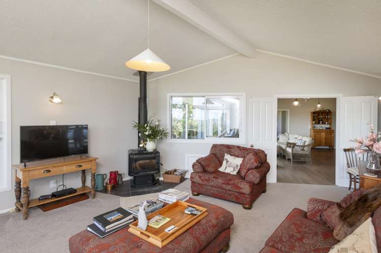 1105a Back Ormond Road Waihirere_12