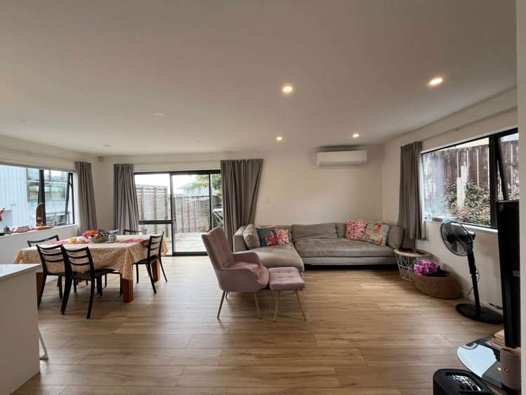 12A Kelwyn Road Kelston_4