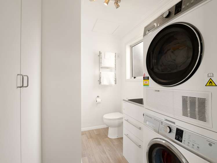 206 Surrey Street Saint Clair_16