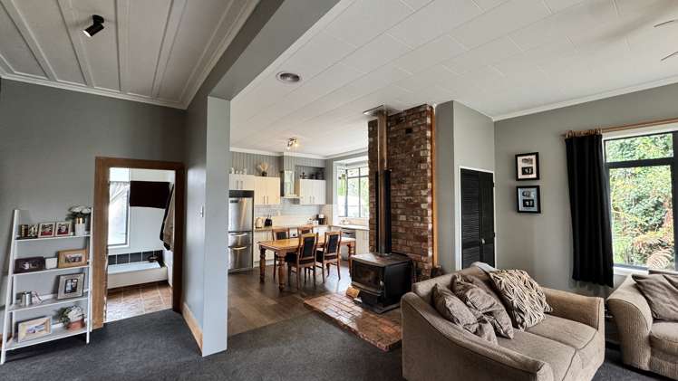 195 Weld Street Hokitika_1