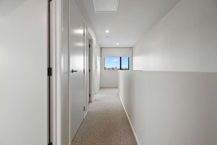 55 Probert Crescent Chartwell_11