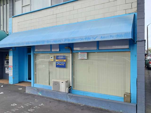 PAPATOETOE 120M² RETAIL
