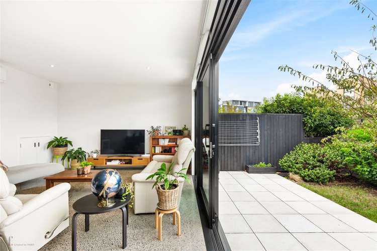 6 Cochrane Road Hobsonville_12