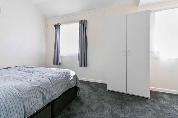 55 Mount St John Avenue Epsom_19