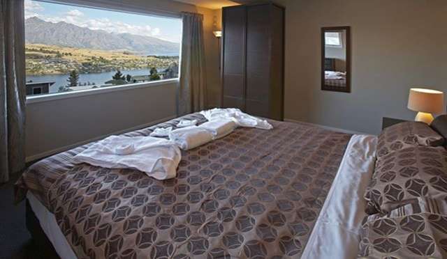 69 Hensman Road Queenstown_4