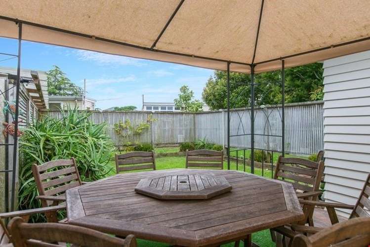 9 Toru Street Te Atatu Peninsula_17