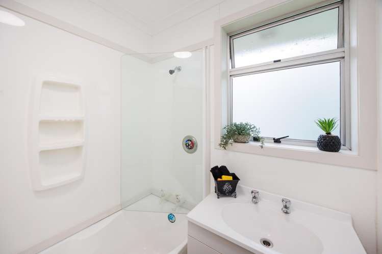 4 Waihi Place Westbrook_4