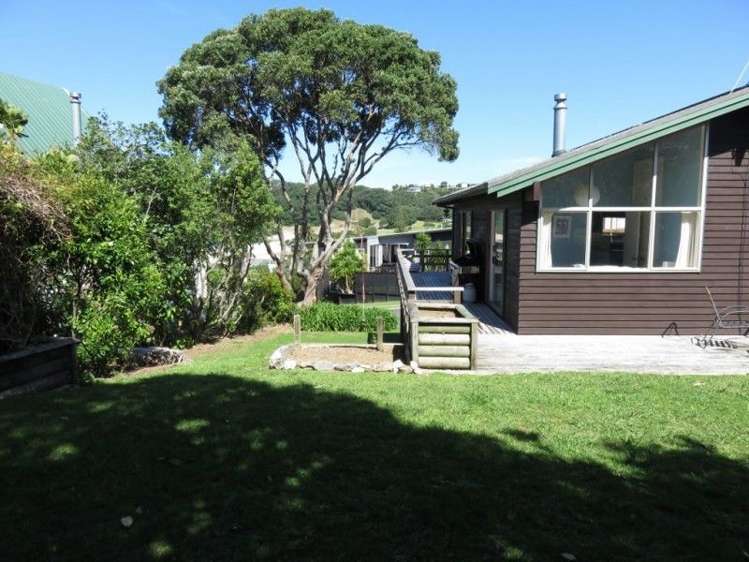 128 Bambury Place Onemana_8