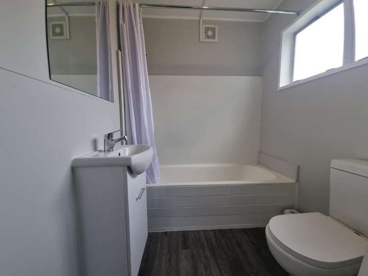 99 Hills Road Edgeware_11