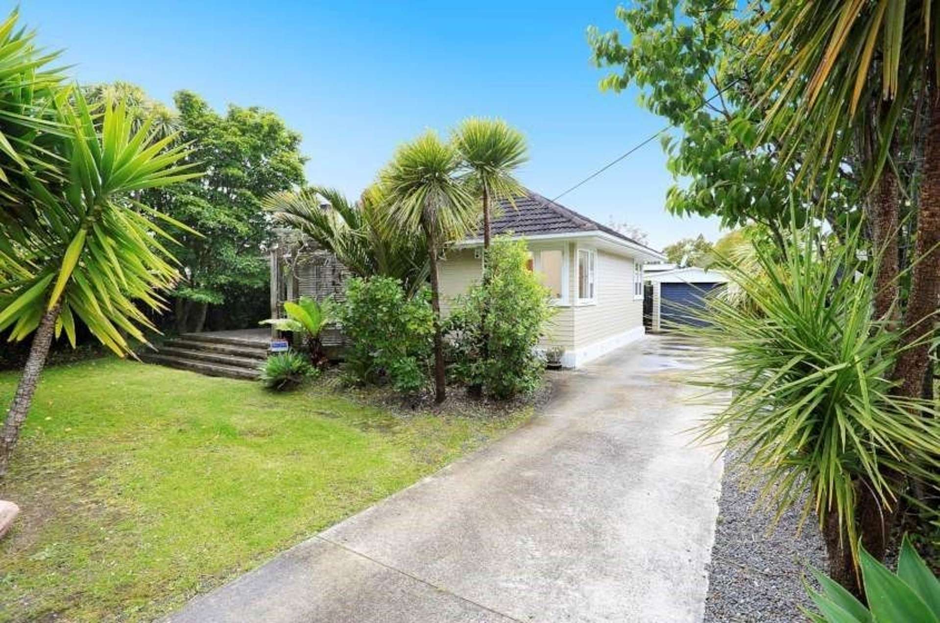 60 Neil Avenue Te Atatu Peninsula_0