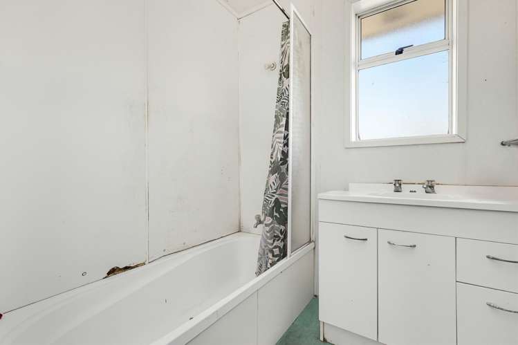 42 Gilbert Road Otara_9