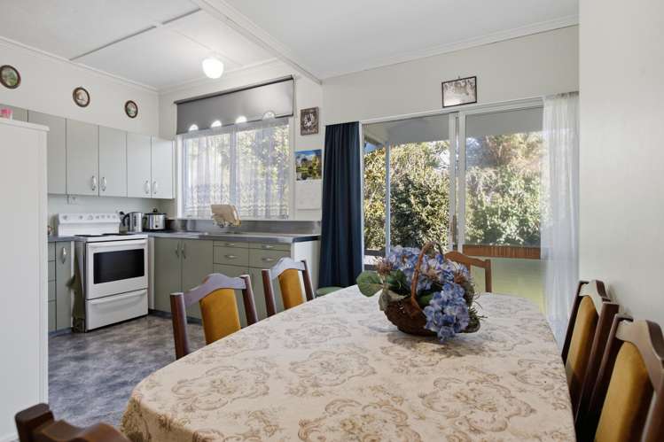 38 Whakapaki Street Urenui_14