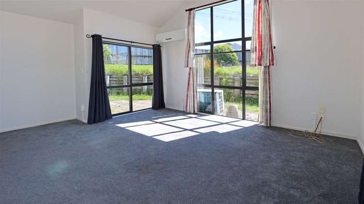74 Hetherington Road Ranui_21