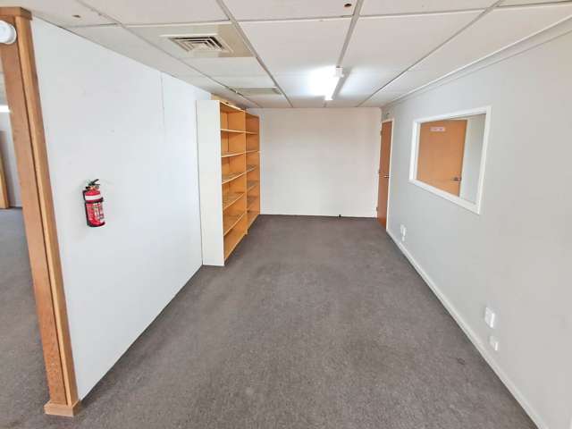 Office A/2-10 Rushgreen Avenue Papakura_4