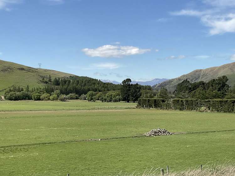 Fairlie Tekapo Road Burkes Pass_21