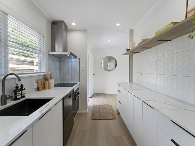 12 Kiernan Place Kelston_20