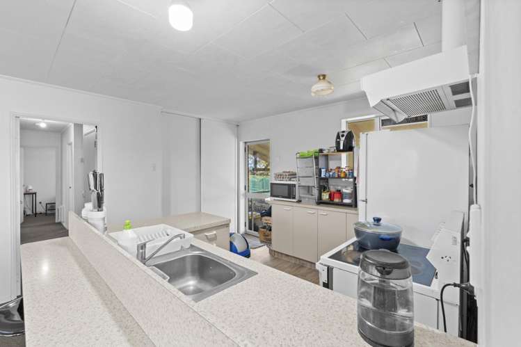 65 Kilmarnock Avenue Strathern_2